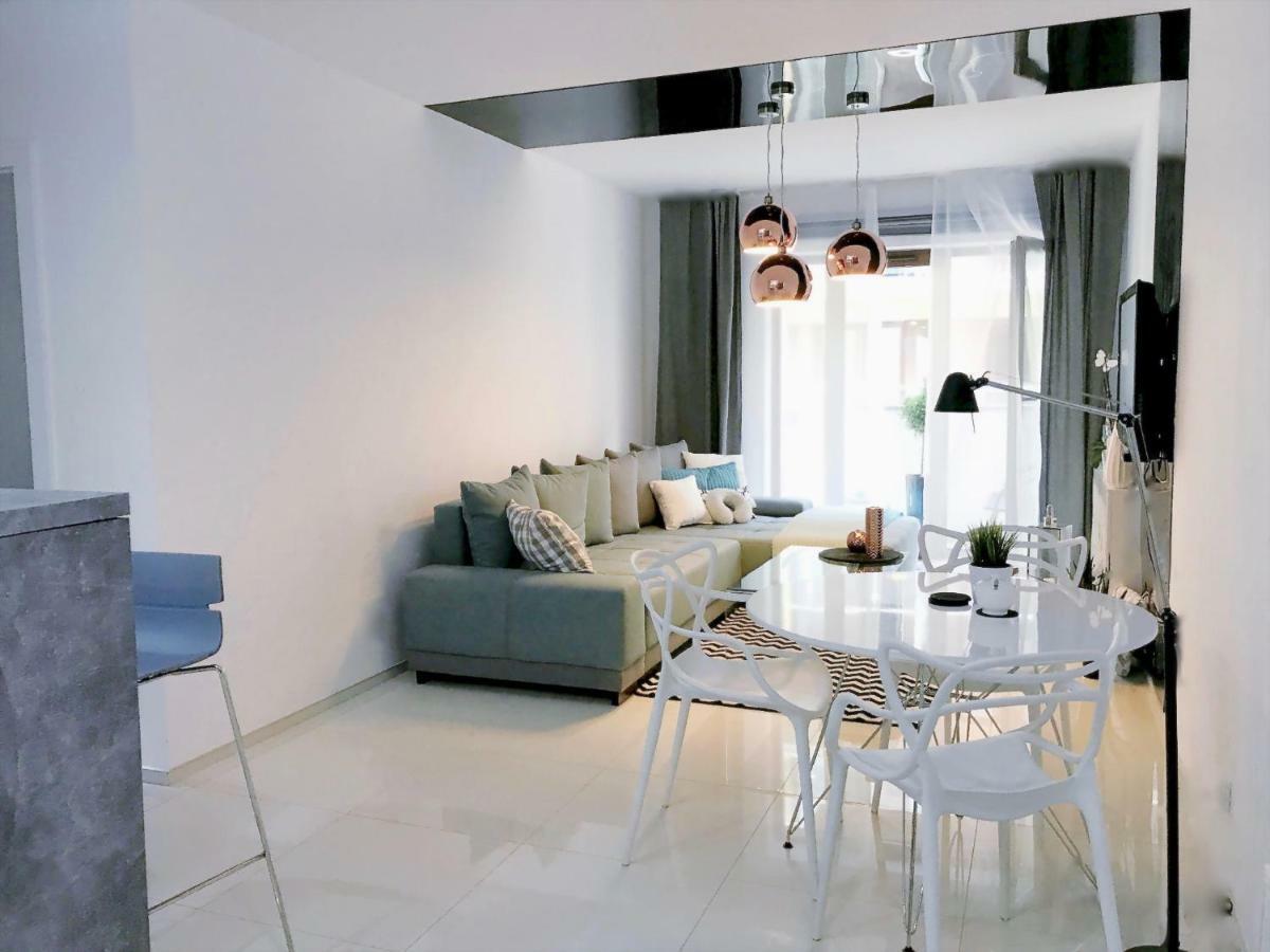 Icon Apartments Centrum 68 Вроцлав Екстер'єр фото